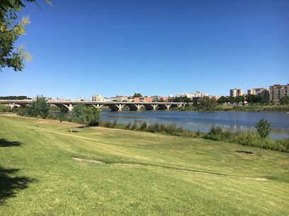 Aparcamiento de las Moreras - Parque Márgenes del Guadiana (Badajoz)