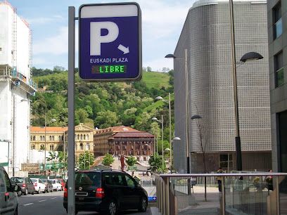Aparcamiento Plaza Euskadi 24 Horas Vigilado
