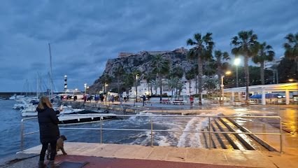 Aparcamiento Puerto de Águilas