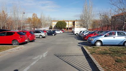Parking público UNED