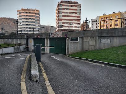 Aparcamiento Turina - Pumarin