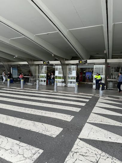 [P] Aeropuerto Aparcamiento general P1