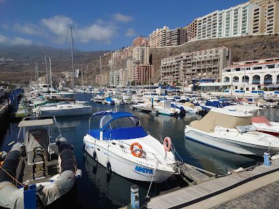 Aparcamiento Puerto Deportivo Radazul