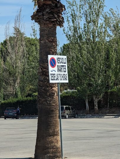 Calle Sagrado Corazón de Jesús, 4 Parking