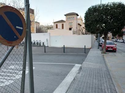 PARKING PÚBLIC UV-CAMPUS ONTINYENT. 150 PLACES