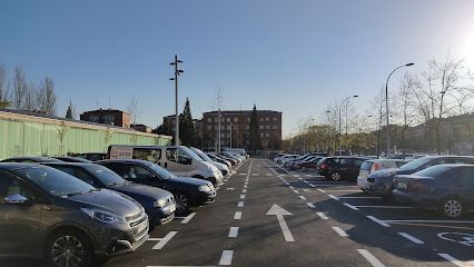 Aparcamiento Ariznabarra