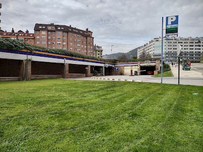 Parking Pumarín