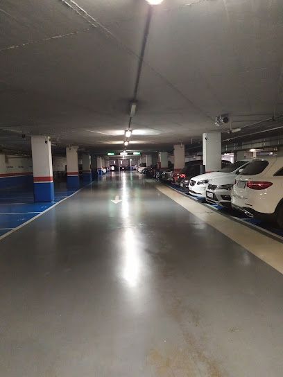Parking La Glorieta. Entrada - Salida Peatonal