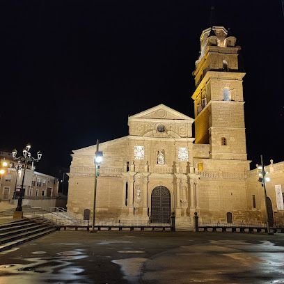 Aparcamiento y Área de autocaravas.