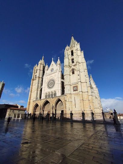 Aparcamiento San Pedro - Catedral 2
