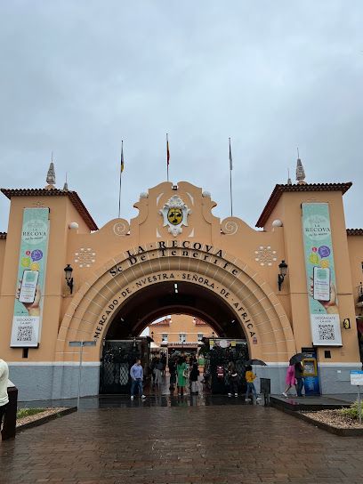 Parking mercado (Entrada peatonal)