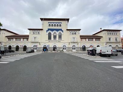 Plazuela de la Estación, 1 Parking