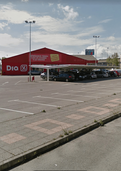 Aparcamiento Clientes Supermercados Dia