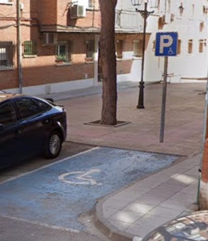 Aparcamiento Discapacitados
