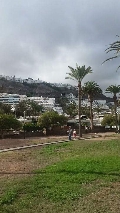 Aparcamientos / Parkplatz