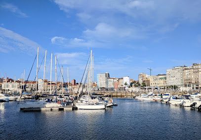 Parking PARKIA - El Espigón. Fomento. Puerto deportivo.Gijón. Asturias