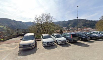 Jardiñeta aparcamiento
