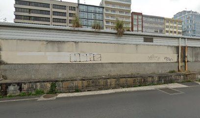 Rúa dos Irmandiños, 4 Garage