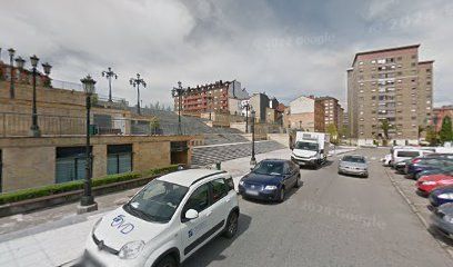 Calle Nicolás y Pepín Rivero Parking