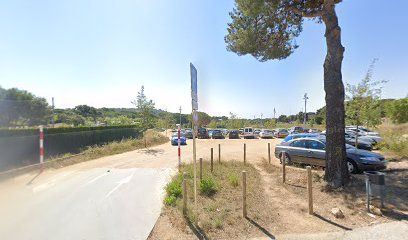 Aparcamiento gratuito zona Campings