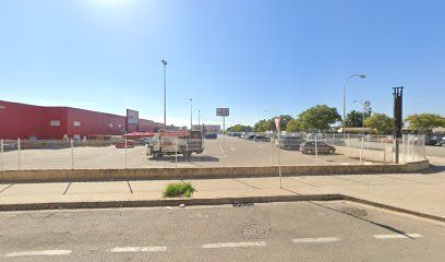 Parking bricot depot