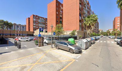 Sanitas Millenium Parking