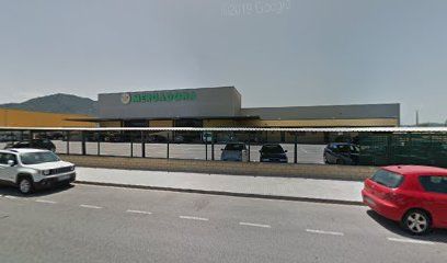 Aparcamiento l Clientes Supermercado Mercadona