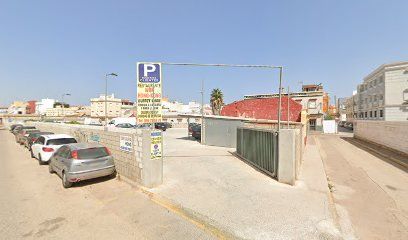 Wok Restaurant Parking Público