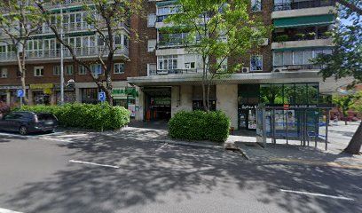 Parking, Centro comercial Pasillo Verde